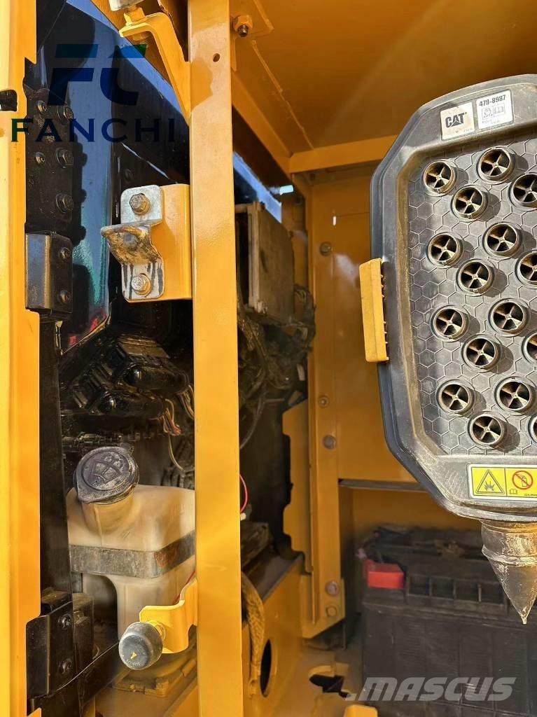 CAT 320 GC Gravemaskiner på larvebånd