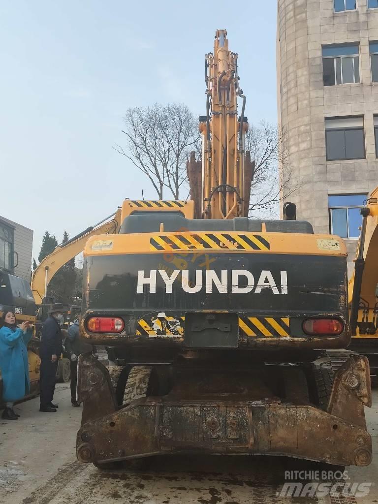Hyundai 210W-9 Gravemaskiner på hjul