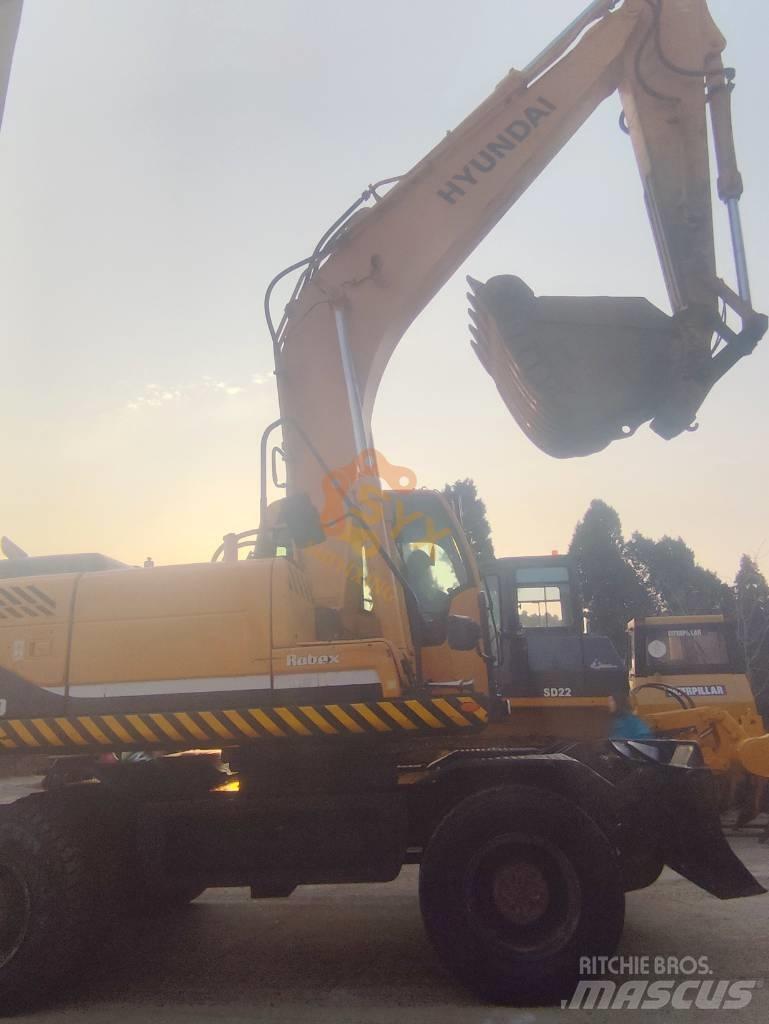 Hyundai 210W-9 Gravemaskiner på hjul