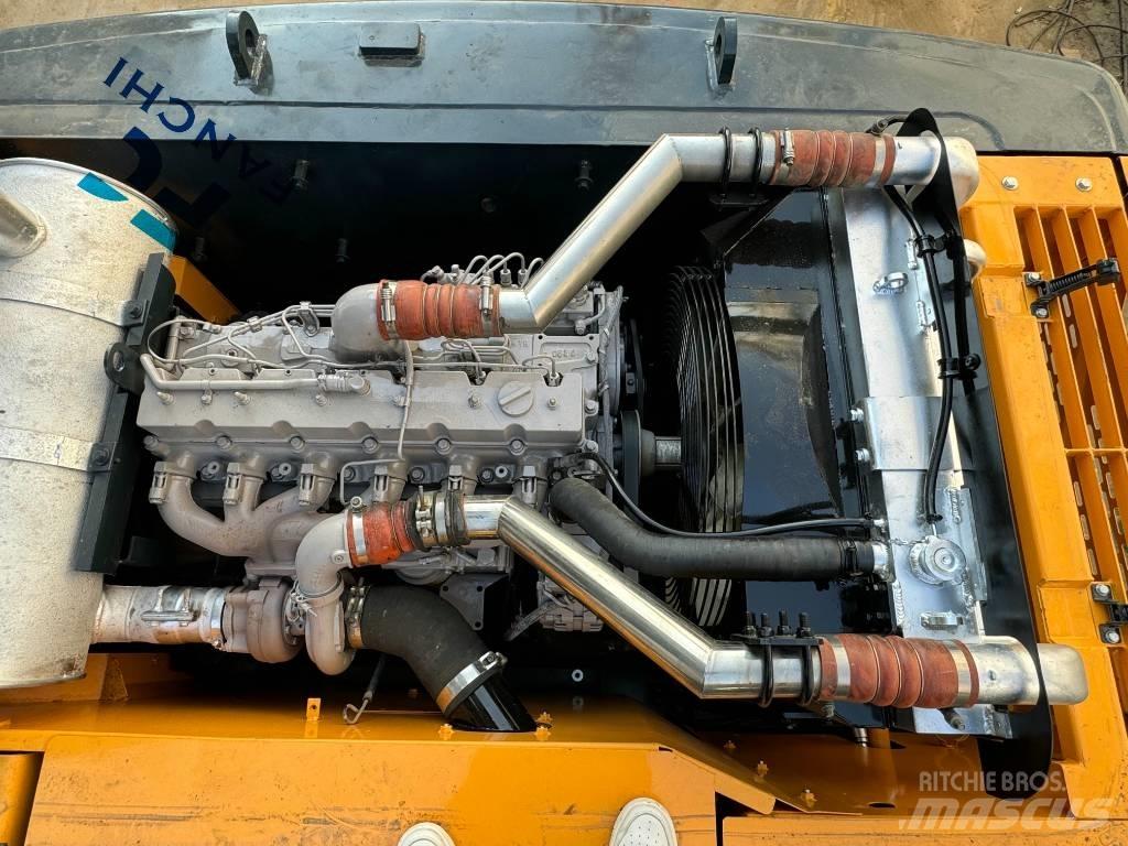 Hyundai 300LC-9S Gravemaskiner på larvebånd