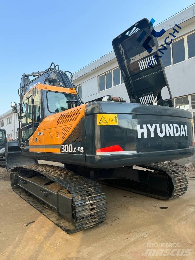 Hyundai 300LC-9S Gravemaskiner på larvebånd