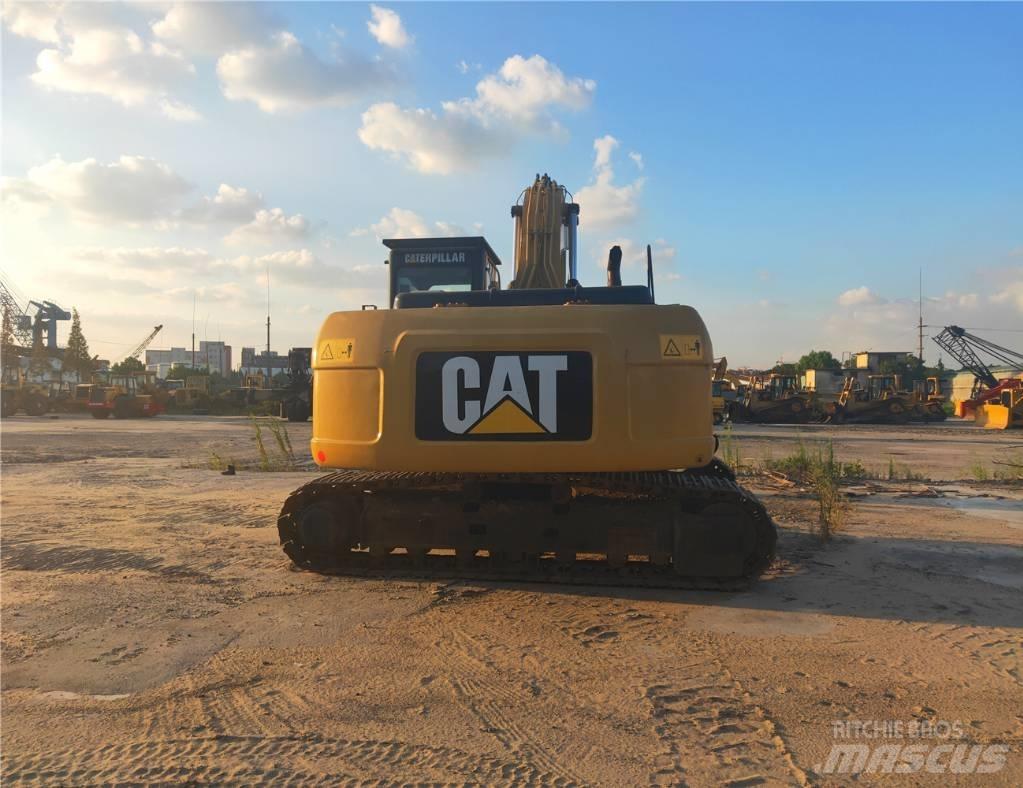 CAT 325 D L Gravemaskiner på larvebånd