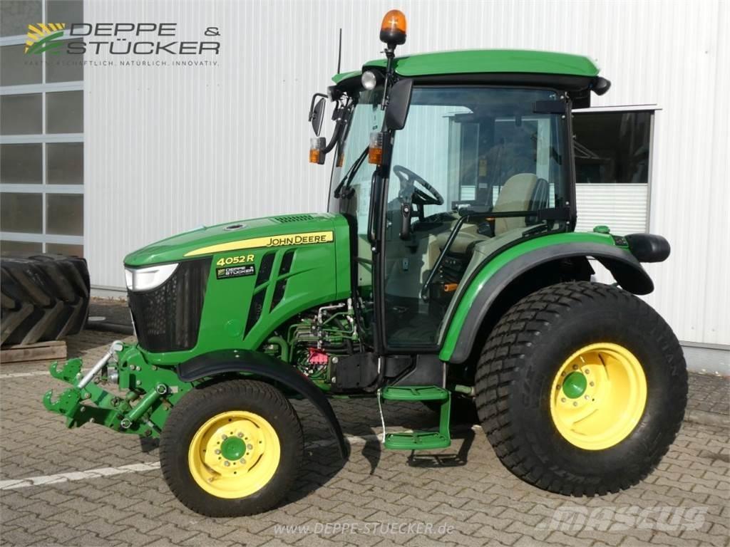 John Deere 4052R Kompakte traktorer