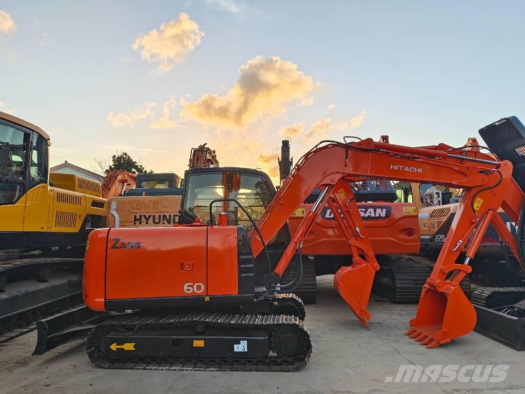 Hitachi ZX 60 Minigravemaskiner