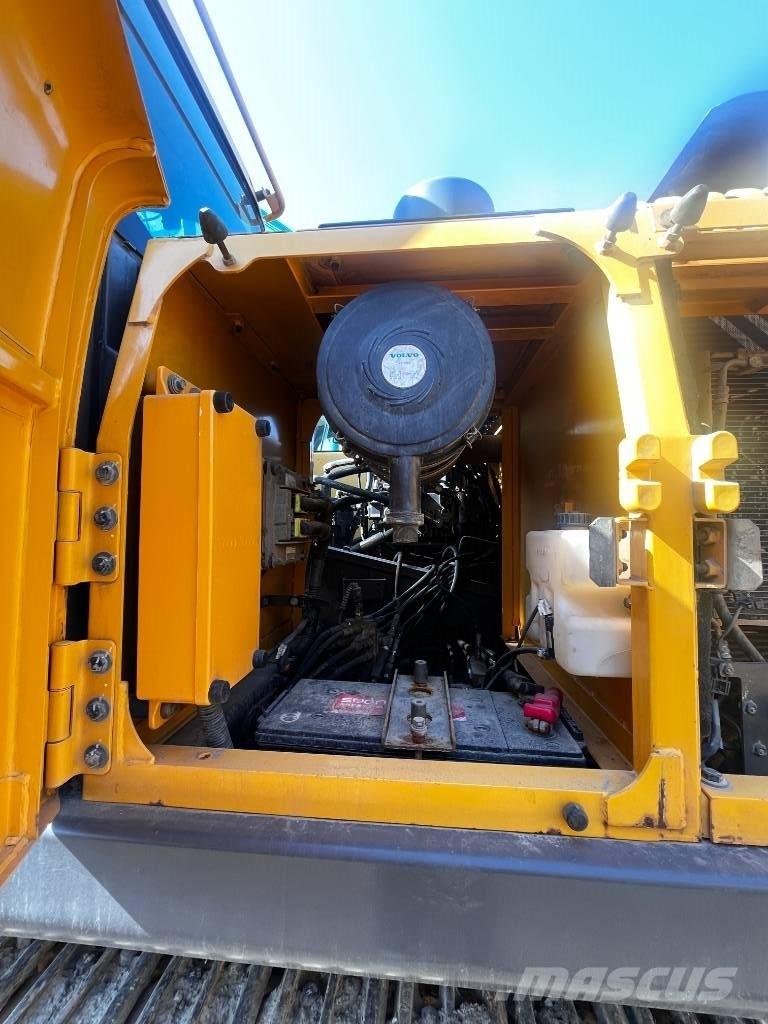 Volvo EC 220 D Gravemaskiner på larvebånd