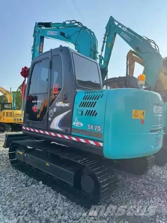 Kobelco SK 75 Gravemaskiner på larvebånd