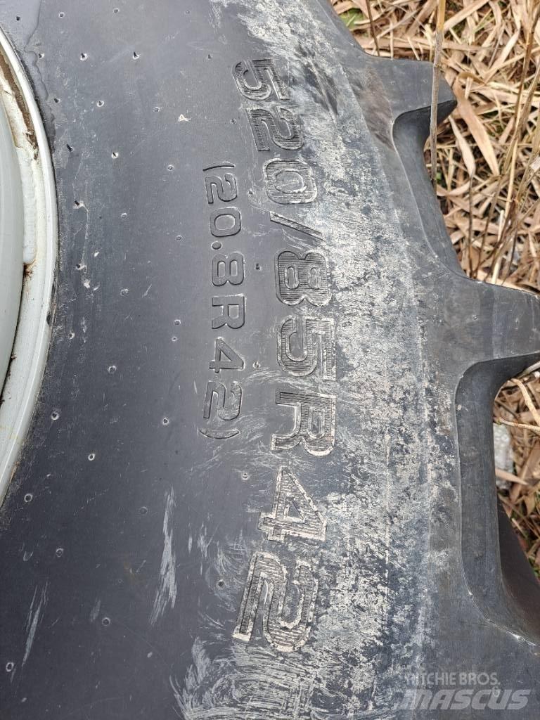  Paripyörät 520/85R42 Hjul, Dæk og Fælge