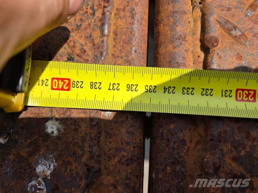  Container 4 m Specielle containere