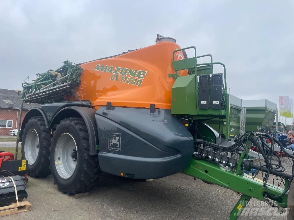 Amazone UX 11200 Trailersprøjter