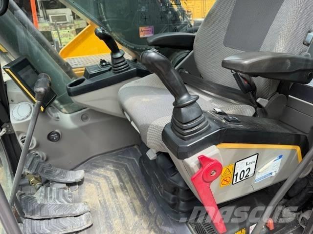 Volvo EC 220 Gravemaskiner på larvebånd