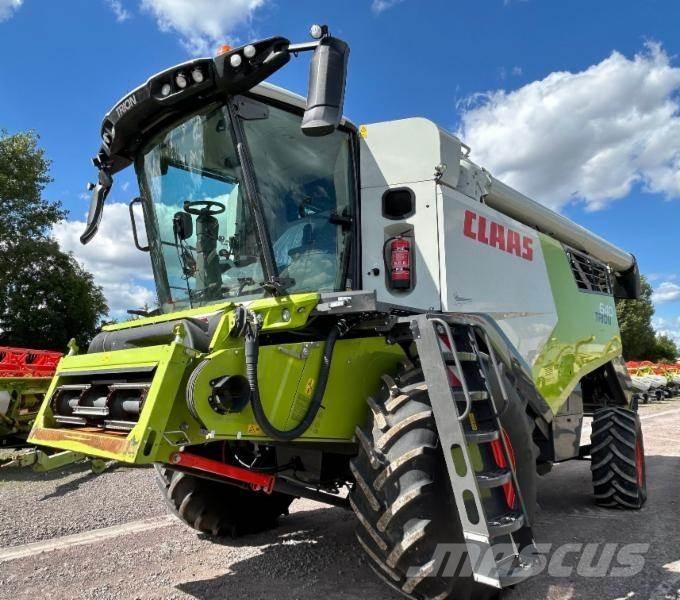 CLAAS TRION 640 Mejetærskere