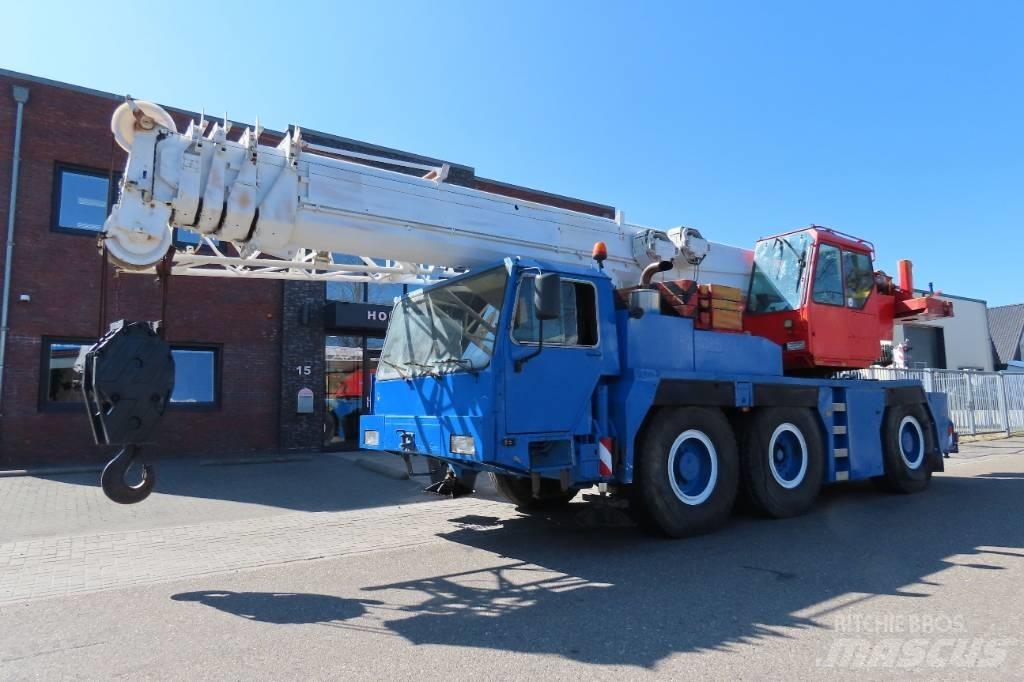 Liebherr LTM 1050-1 Kraner til alt terræn
