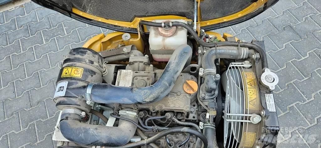 CAT 300.9D Minigravemaskiner