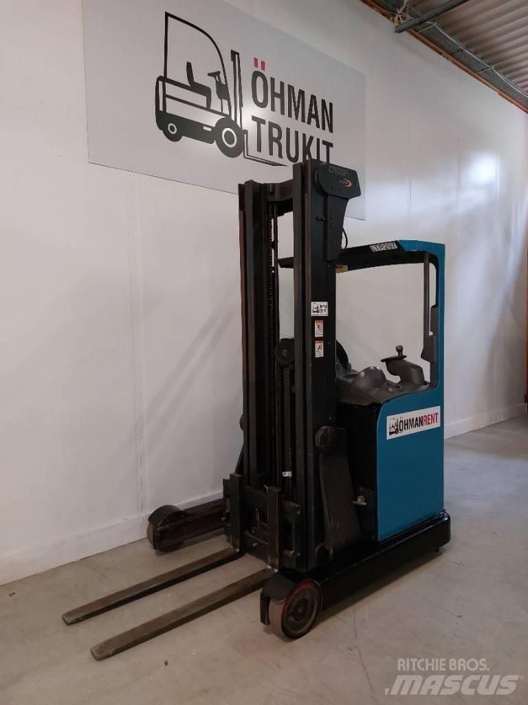 Crown ESR 4500 Reachtruck