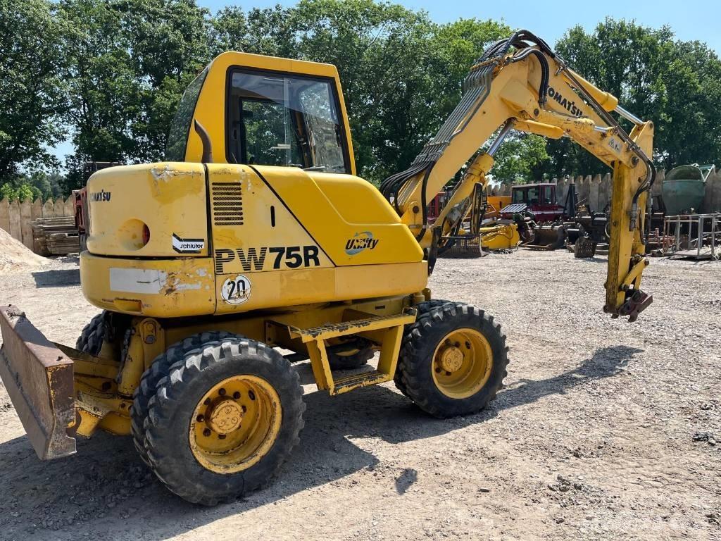 Komatsu PW 75 R Gravemaskiner på hjul
