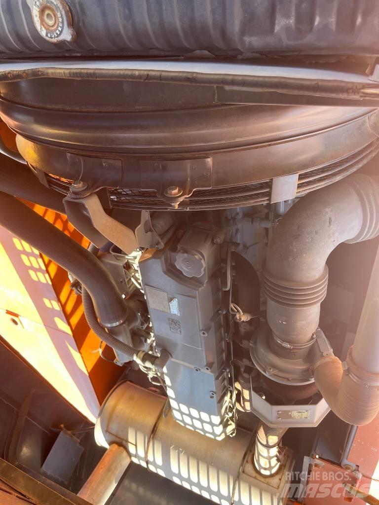 Hitachi ZX 350 Gravemaskiner på larvebånd