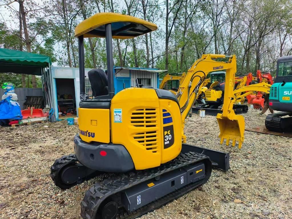 Komatsu PC 30 Minigravemaskiner