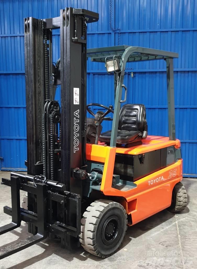 Toyota FBM 25 El gaffeltrucks
