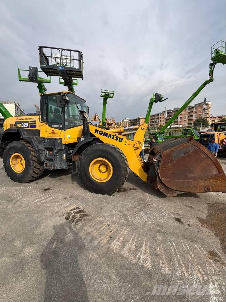 Komatsu WA 320-8 Læssemaskiner på hjul