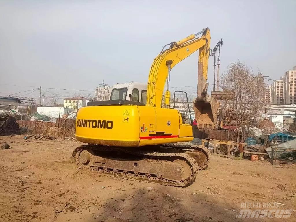 Sumitomo SH120 Gravemaskiner på larvebånd