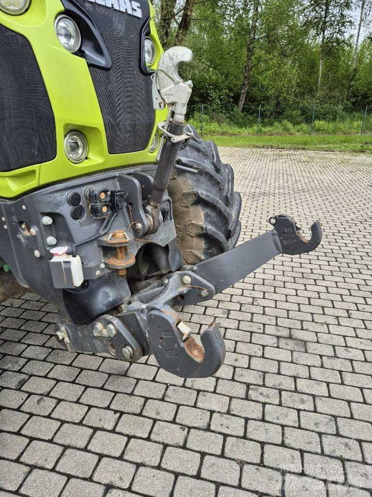CLAAS Axion 850 Traktorer