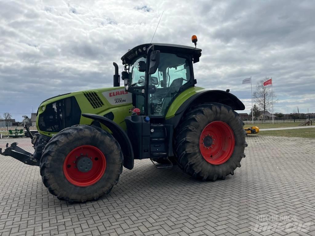 CLAAS Axion 850 Traktorer