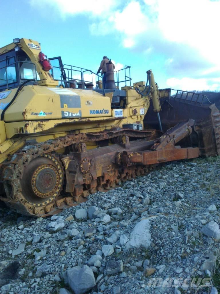 Komatsu D 575 A-3 Bulldozer på larvebånd