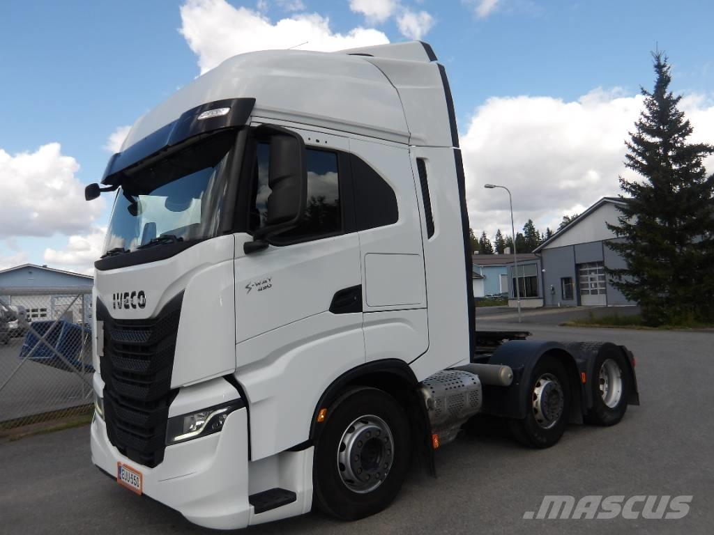 Iveco AS 440 STX Trækkere