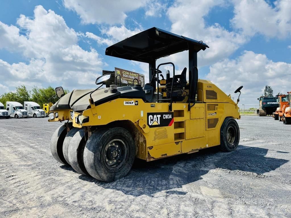 CAT CW 34 Tromle med luftdæk