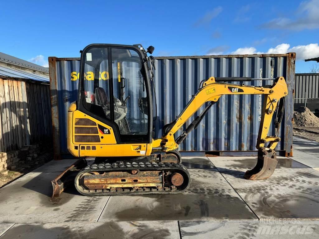 CAT 302.4 D Minigravemaskiner