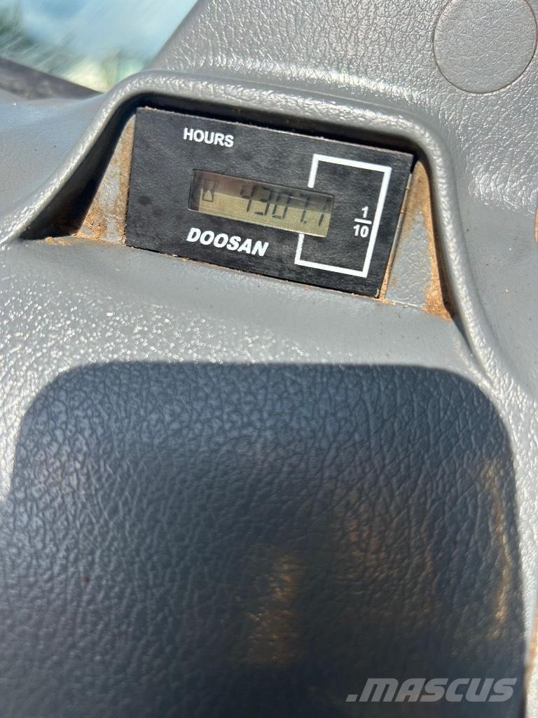 Doosan DX140 LC-7 Gravemaskiner på larvebånd