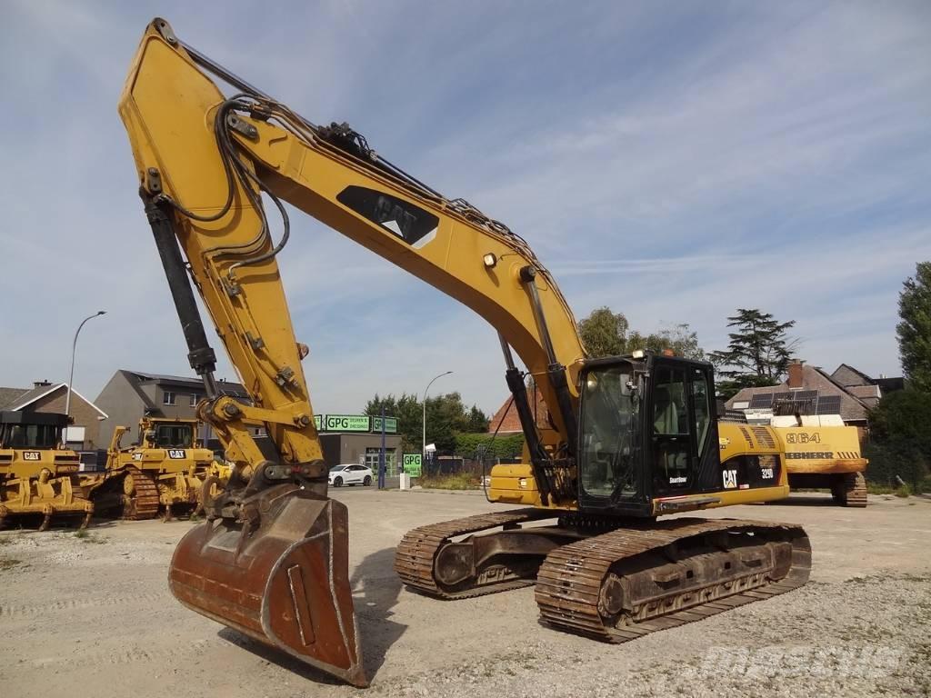CAT 329 D L Gravemaskiner på larvebånd