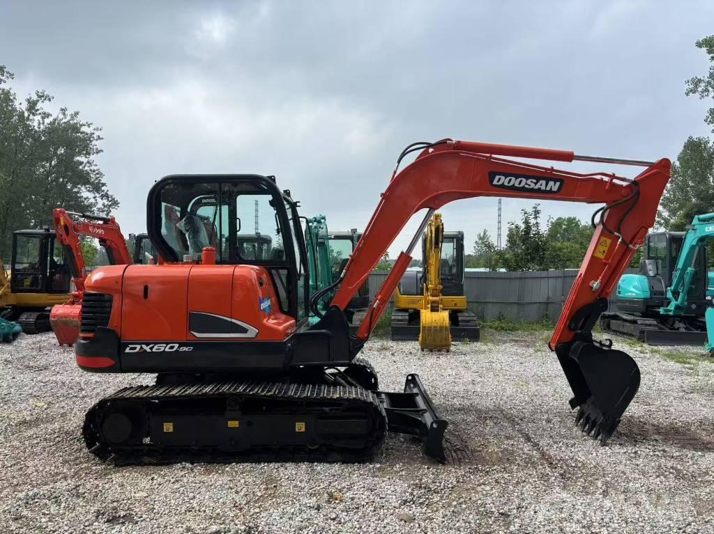 Doosan DX 60 Minigravemaskiner