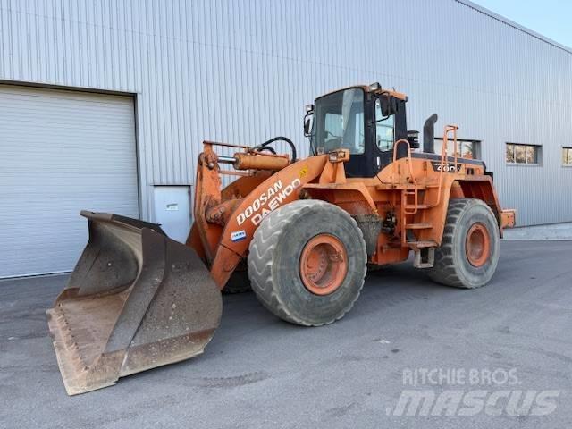 Doosan DL 400 Læssemaskiner på hjul