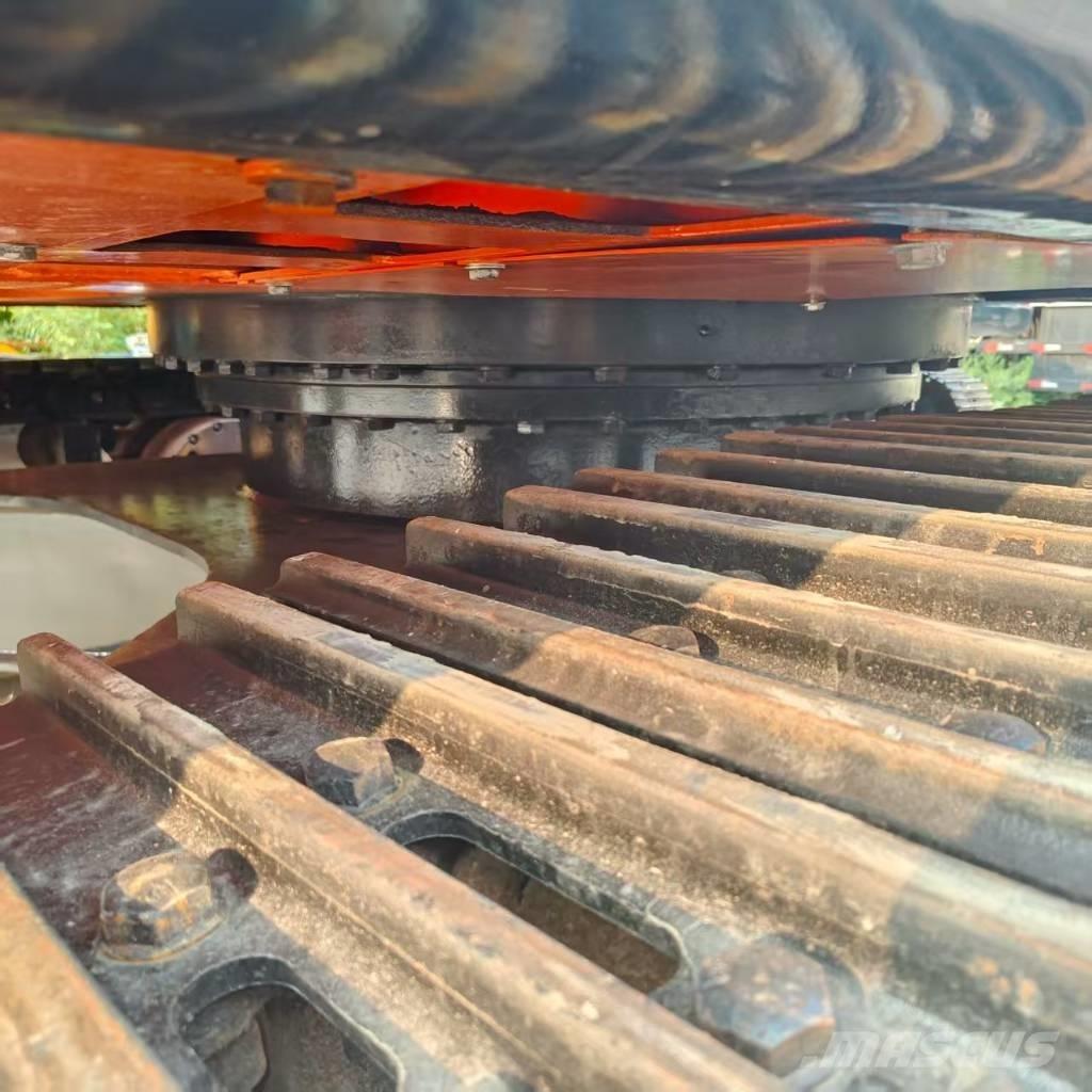 Doosan DX 300 LC Gravemaskiner på larvebånd