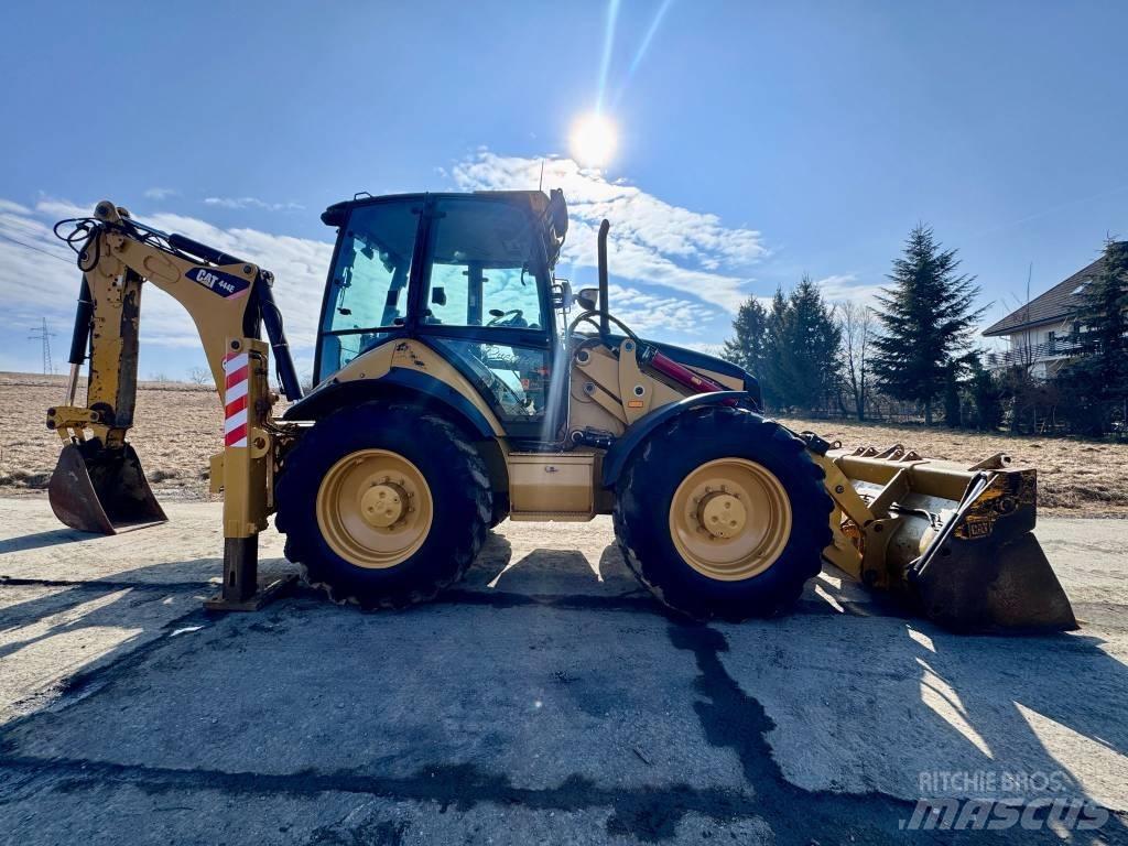 CAT 444 E Rendegravere