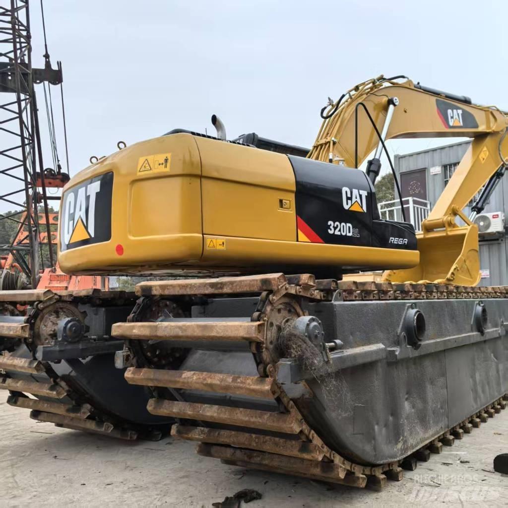 CAT 320 D Amfibiegravemaskine