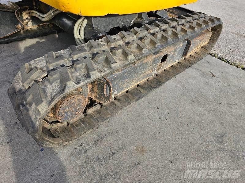 Komatsu PC 14 R-3HS Minigravemaskiner