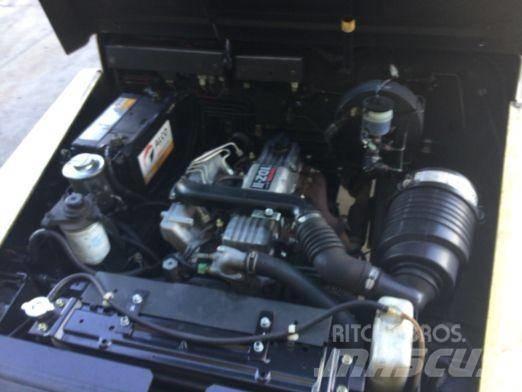 Toyota 02-2TD25 Trucks - Andet