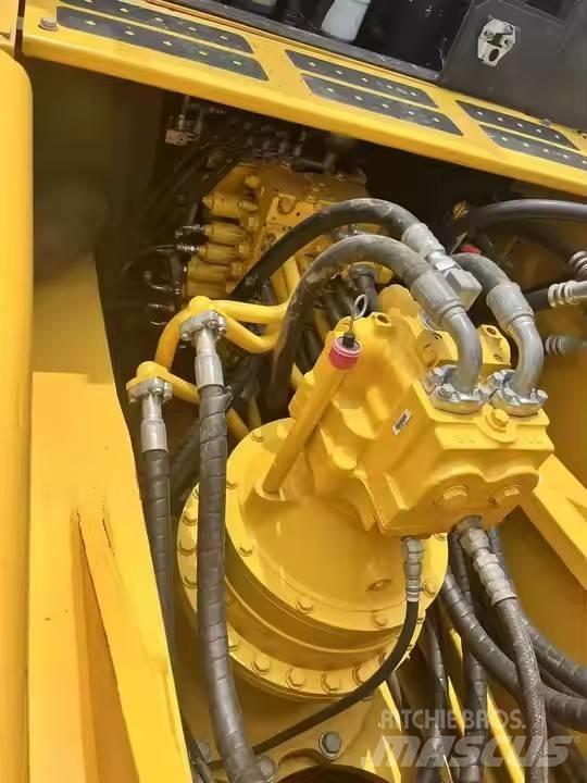 Komatsu PC450-7 Gravemaskiner på larvebånd