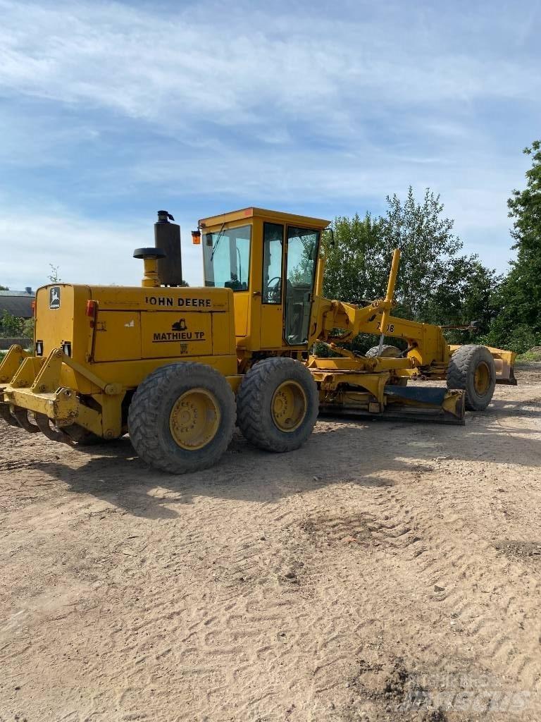 John Deere 770b Vejhøvle / Gradere