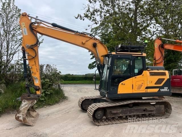 Hyundai HX 140 L Gravemaskiner på larvebånd