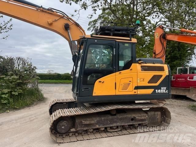 Hyundai HX 140 L Gravemaskiner på larvebånd