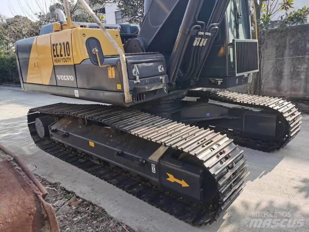 Volvo EC 210 B LC Gravemaskiner på larvebånd