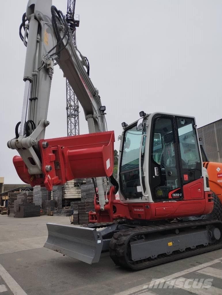 Takeuchi TB 250 2 Minigravemaskiner