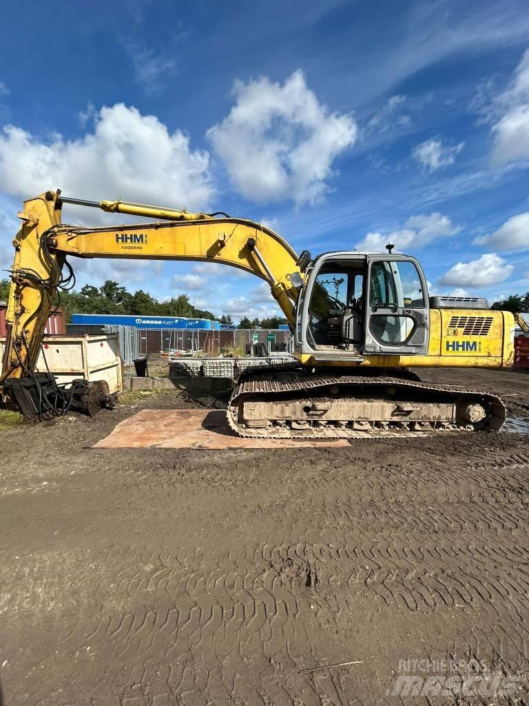 New Holland E 265 Gravemaskiner på larvebånd