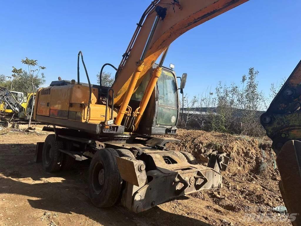 Hyundai R210W-9 Gravemaskiner på hjul