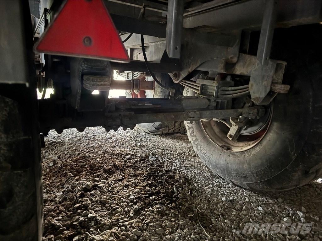 CLAAS Quantum 5800 P Selvlæssende vogne