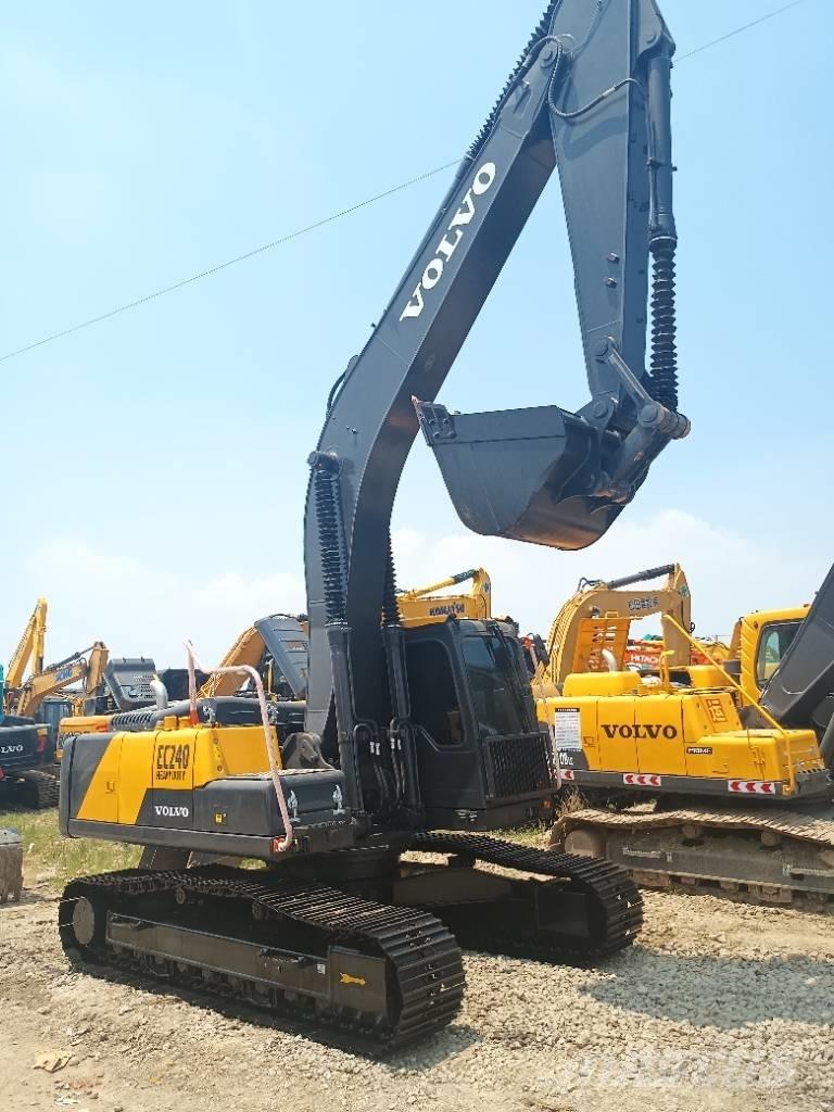 Volvo EC 240 Gravemaskiner på larvebånd
