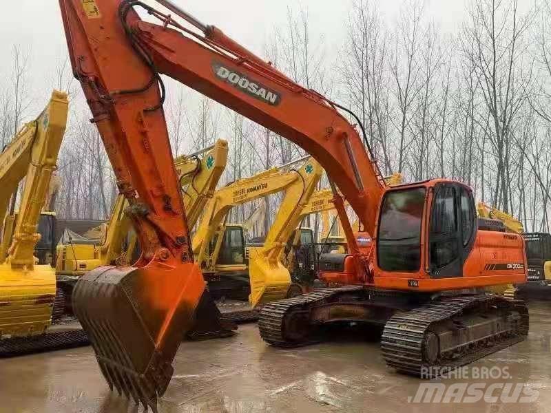 Doosan DX300LC Gravemaskiner på larvebånd